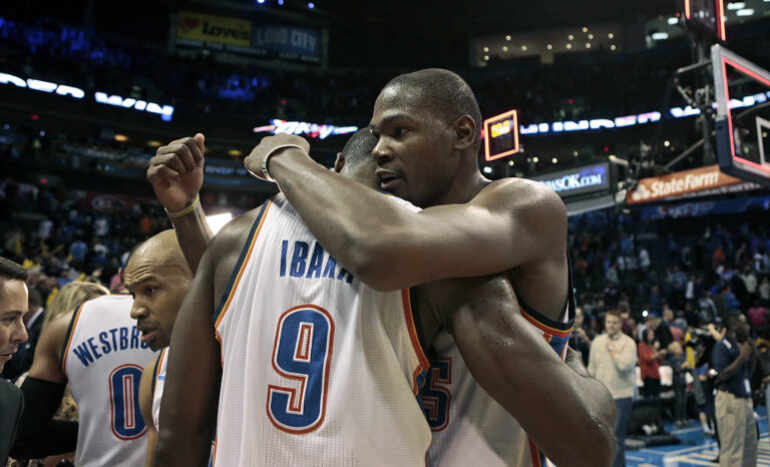 Kevin Durant quiere a Serge Ibaka en los Nets